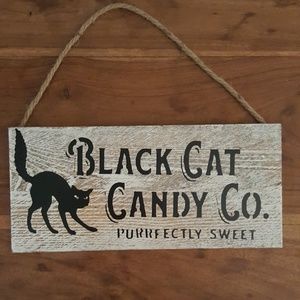 Handmade❤Farmhouse Halloween sign